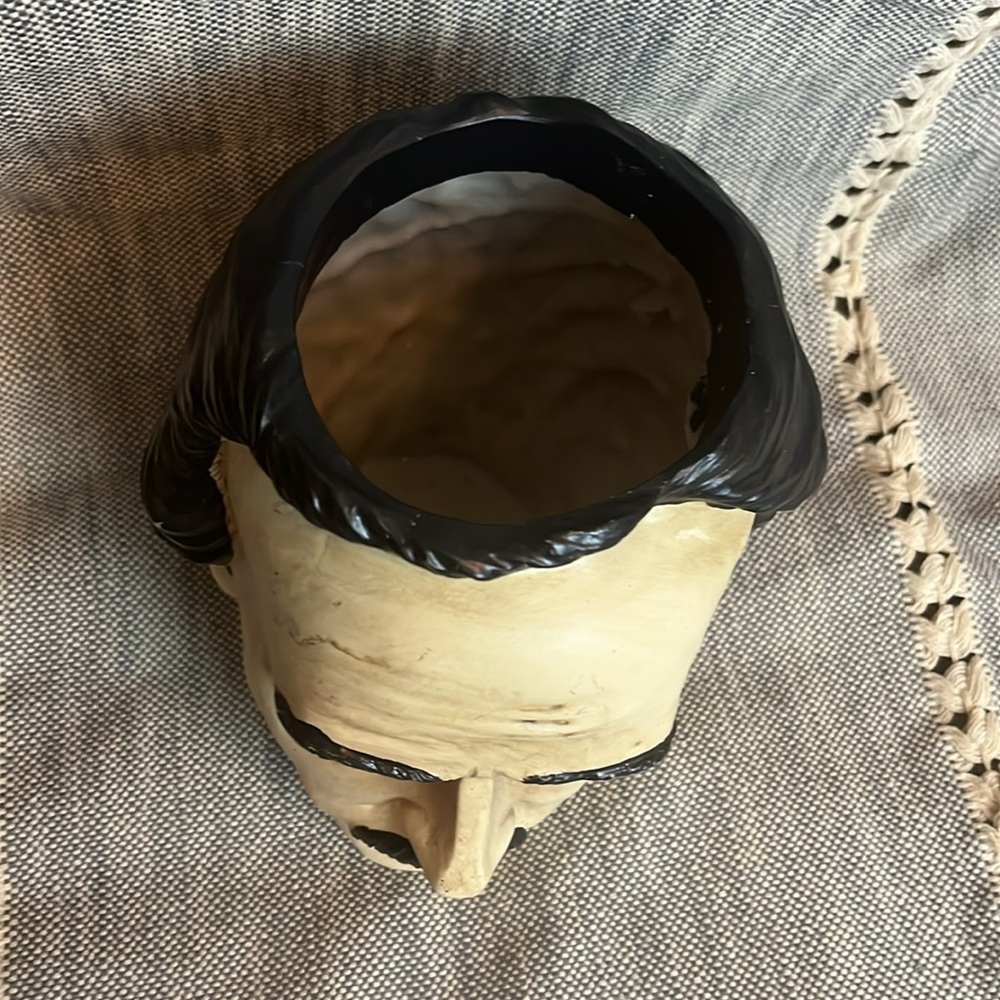 Ceramic Bust Planter - Picture 4 of 10